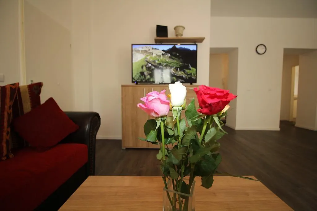 Apartments Rose & Sonnenblume Берлин
